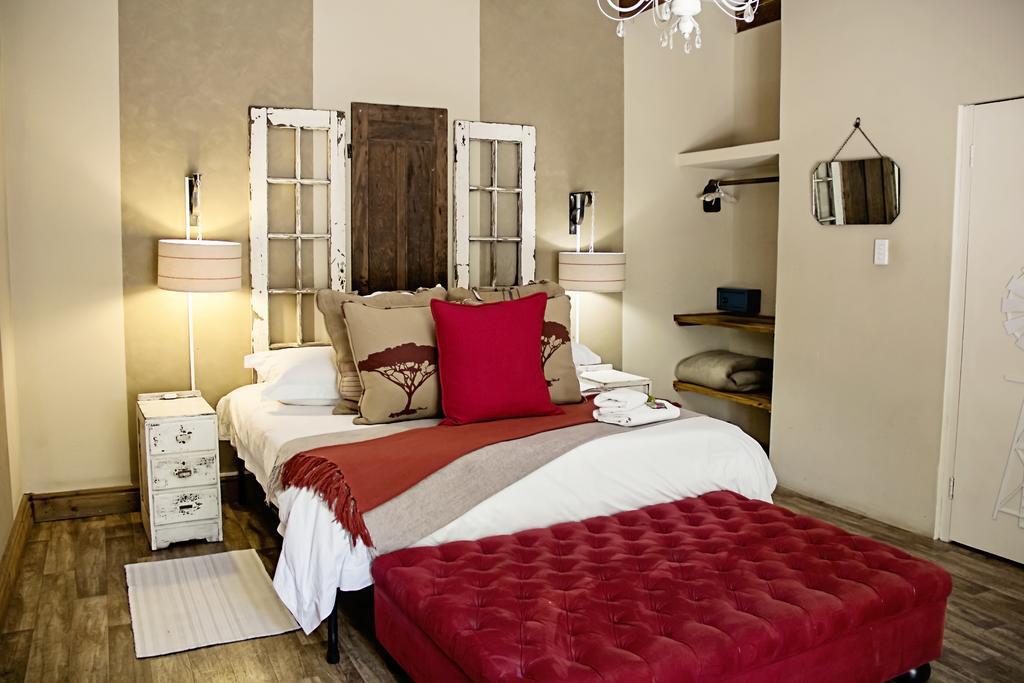 Cape Karoo Guesthouse Beaufort West Extérieur photo