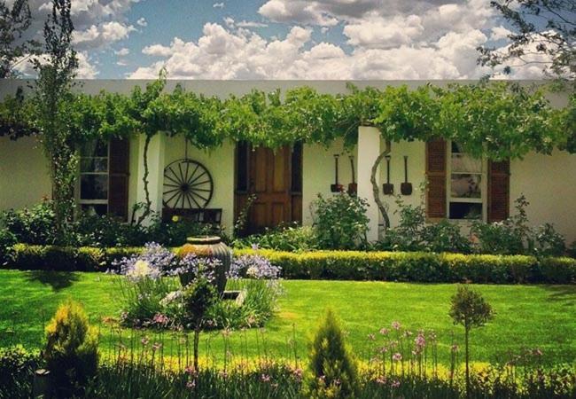 Cape Karoo Guesthouse Beaufort West Extérieur photo